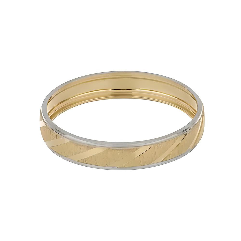 Gold diamond ring with diagonal beveling